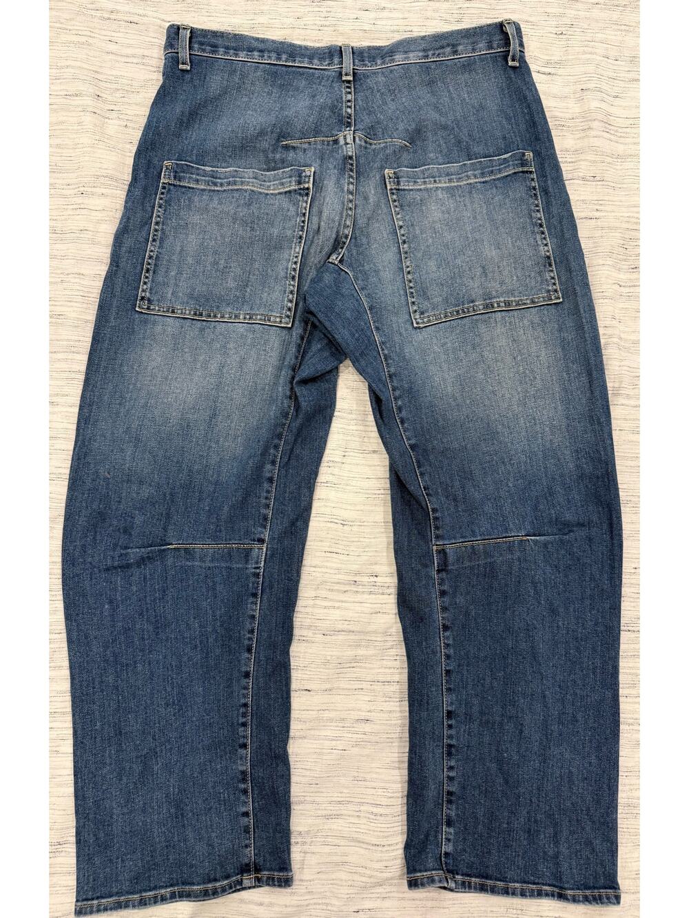 Nili Lotan Shon Jean Classic Wash Barrel Leg Denim Size 29 Made in USA